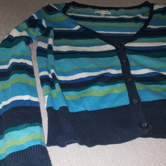 Sweater - Picture 2 of 5